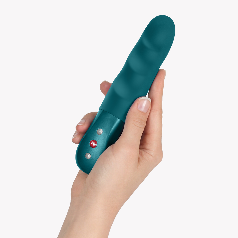 STRONIC PETITE